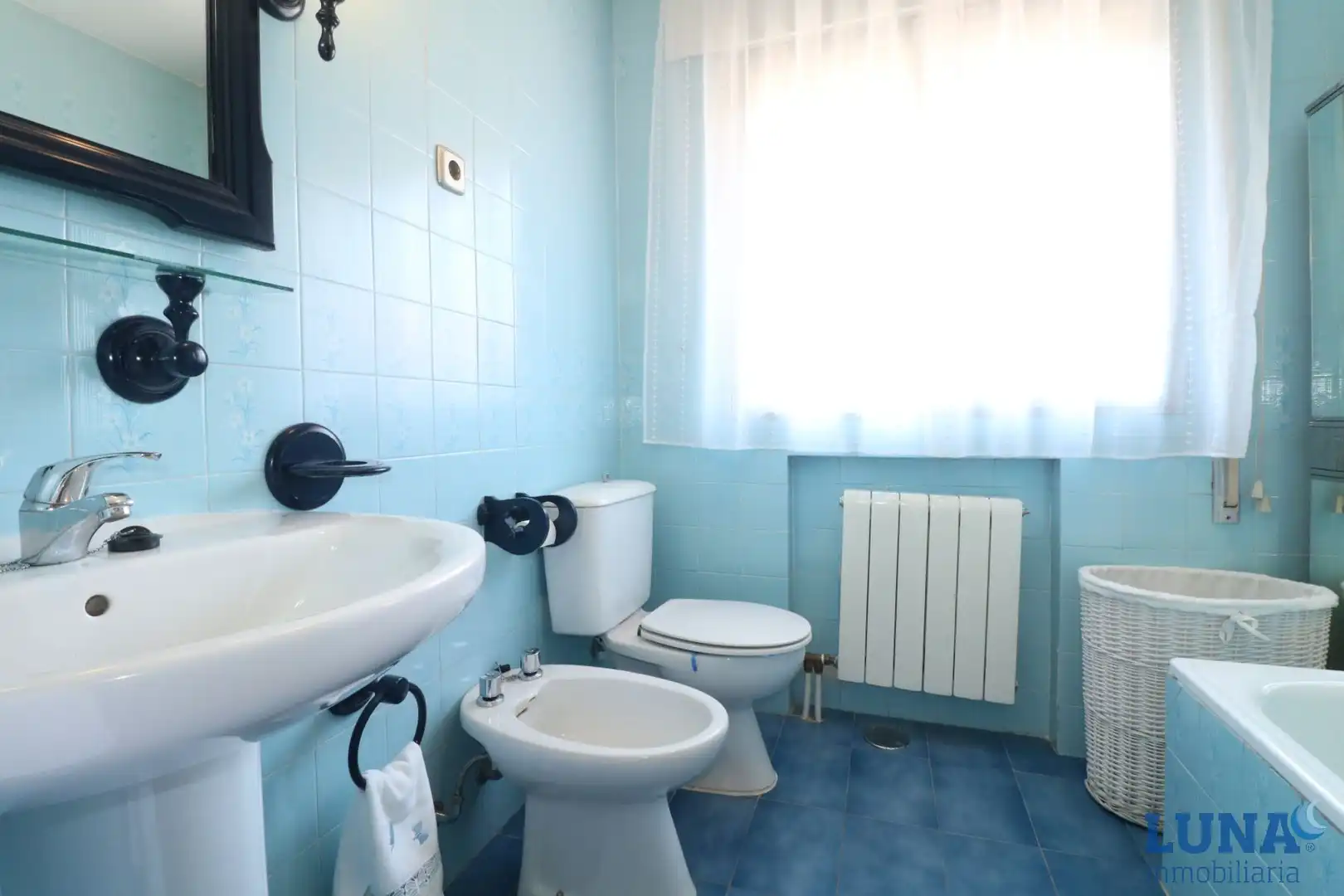 Baño de Casa adosada en venta en Getafe con Calefacción y Trastero