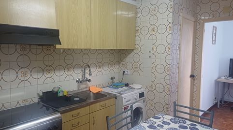Foto 2 de Apartament en venda a Los Rosales, A Coruña Capital