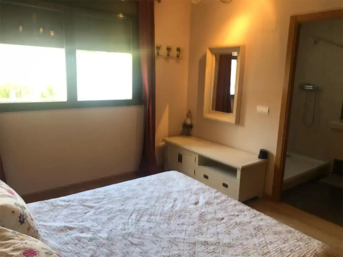 Dormitori de Casa adosada de lloguer en Bétera amb Aire condicionat, Piscina i Balcó