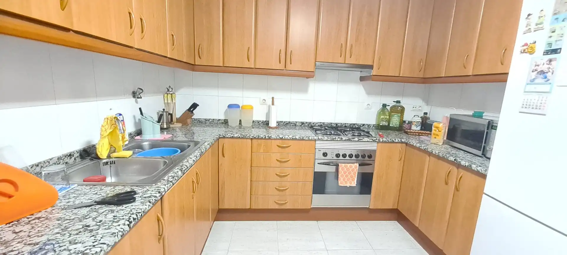 Cocina de Casa adosada en venta en Blanes con Calefacción, Terraza y Trastero