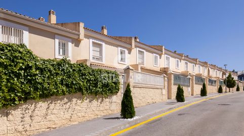 Foto 2 de Casa adosada en venda a El Pinar- Palacio de Congresos, Torremolinos