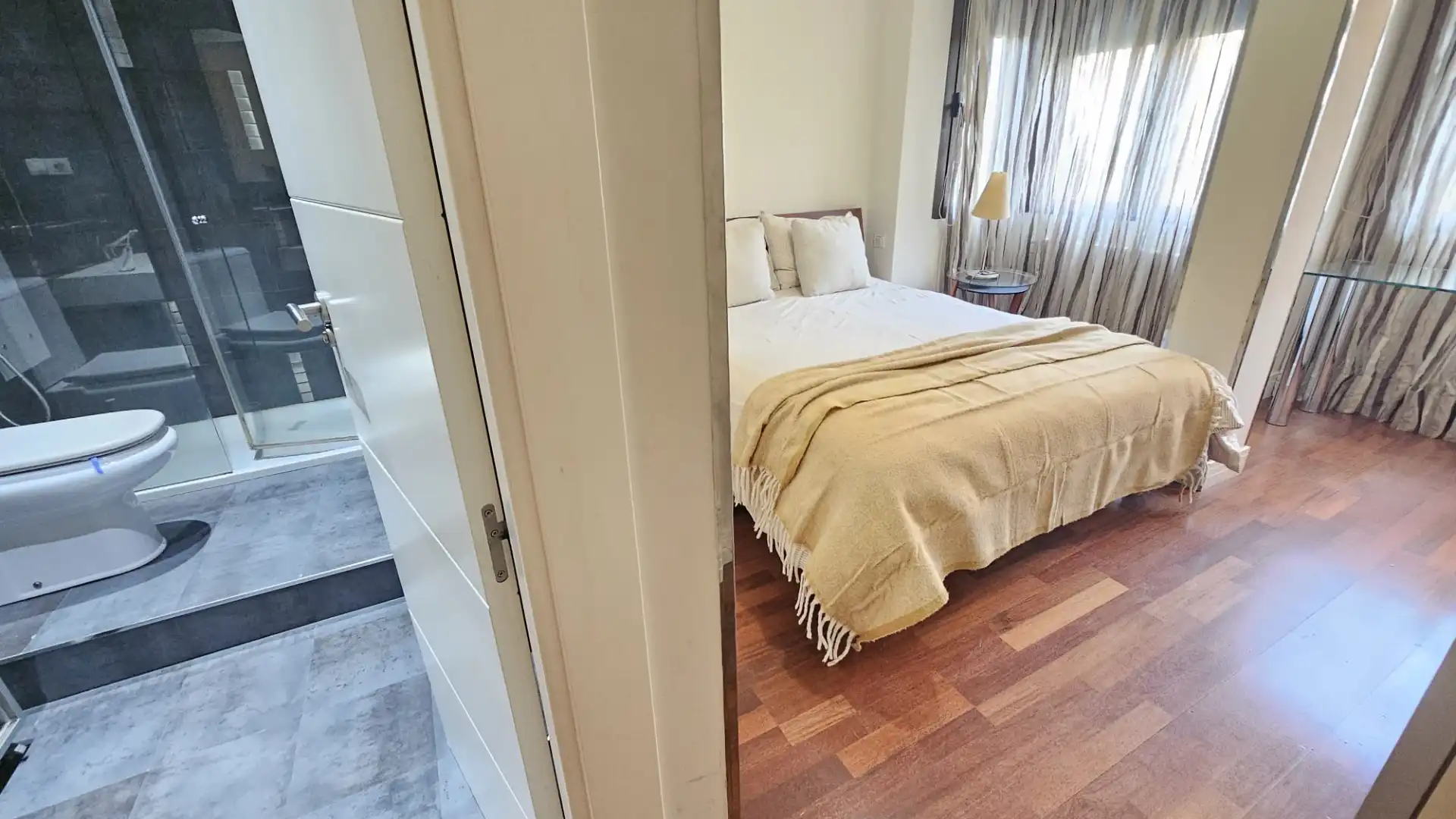 Habitación de Piso en venta en Madrid con Aire acondicionado, Calefacción y Jardín privado