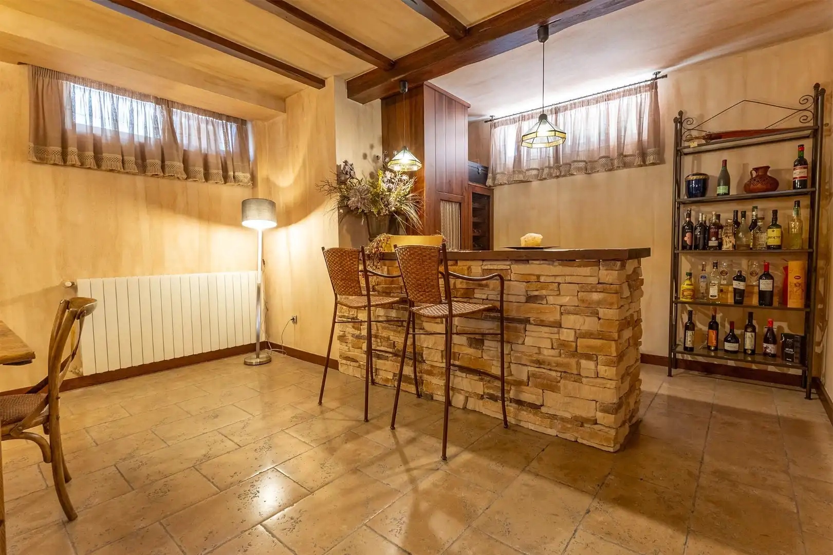 Cuina de Casa o xalet en venda en Petrer amb Aire condicionat, Jardí privat i Traster