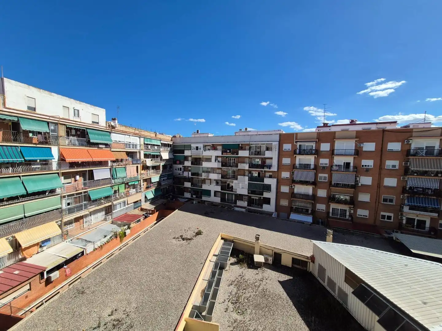 Vista exterior de Dúplex de alquiler en Patraix