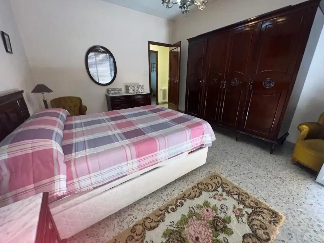Bedroom of Flat for rent in Ourense Capital   with Heating, Parquet flooring and Furnished