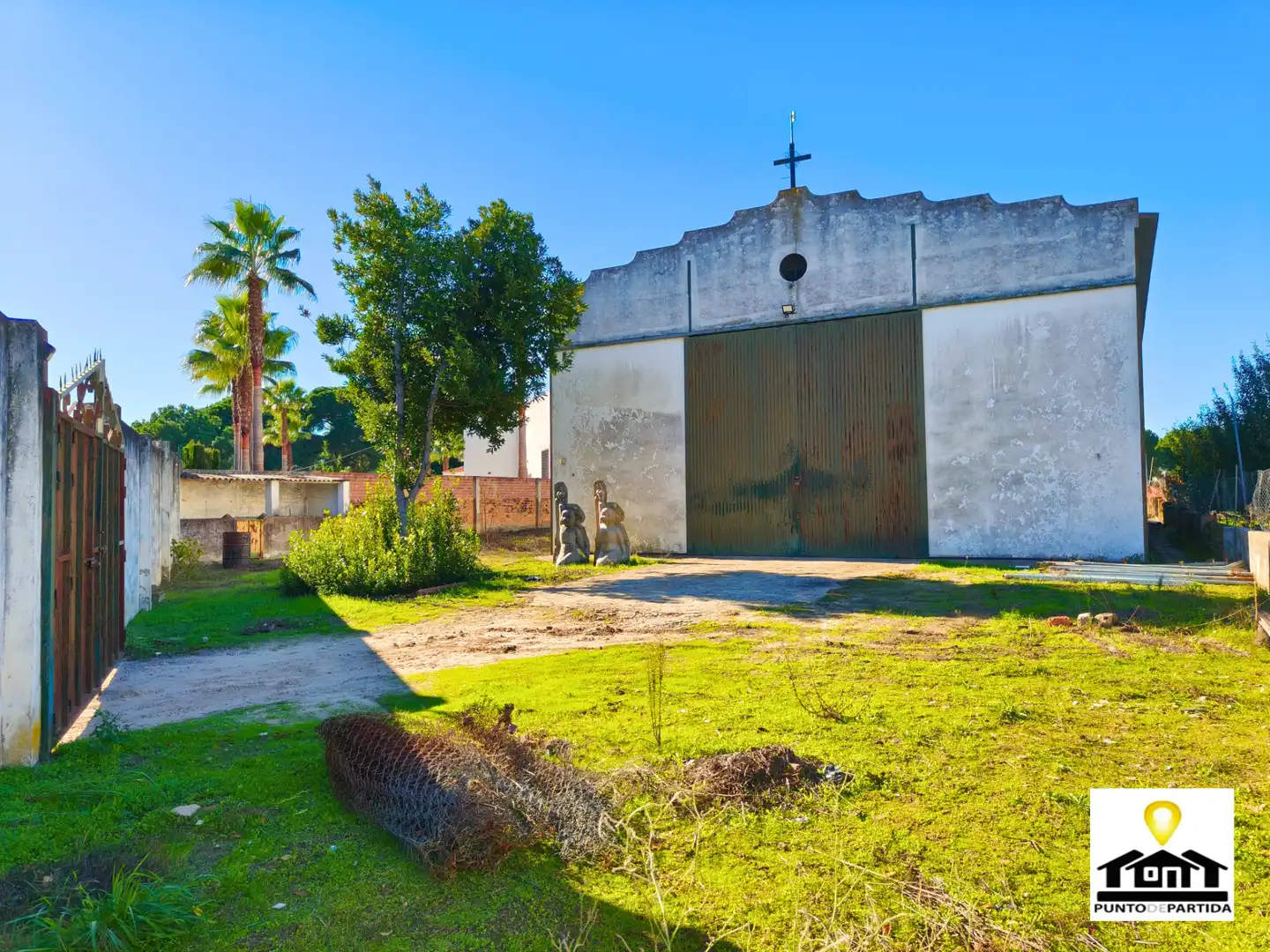 Vista exterior de Finca rústica en venda en Hinojos amb Aire condicionat, Jardí privat i Terrassa