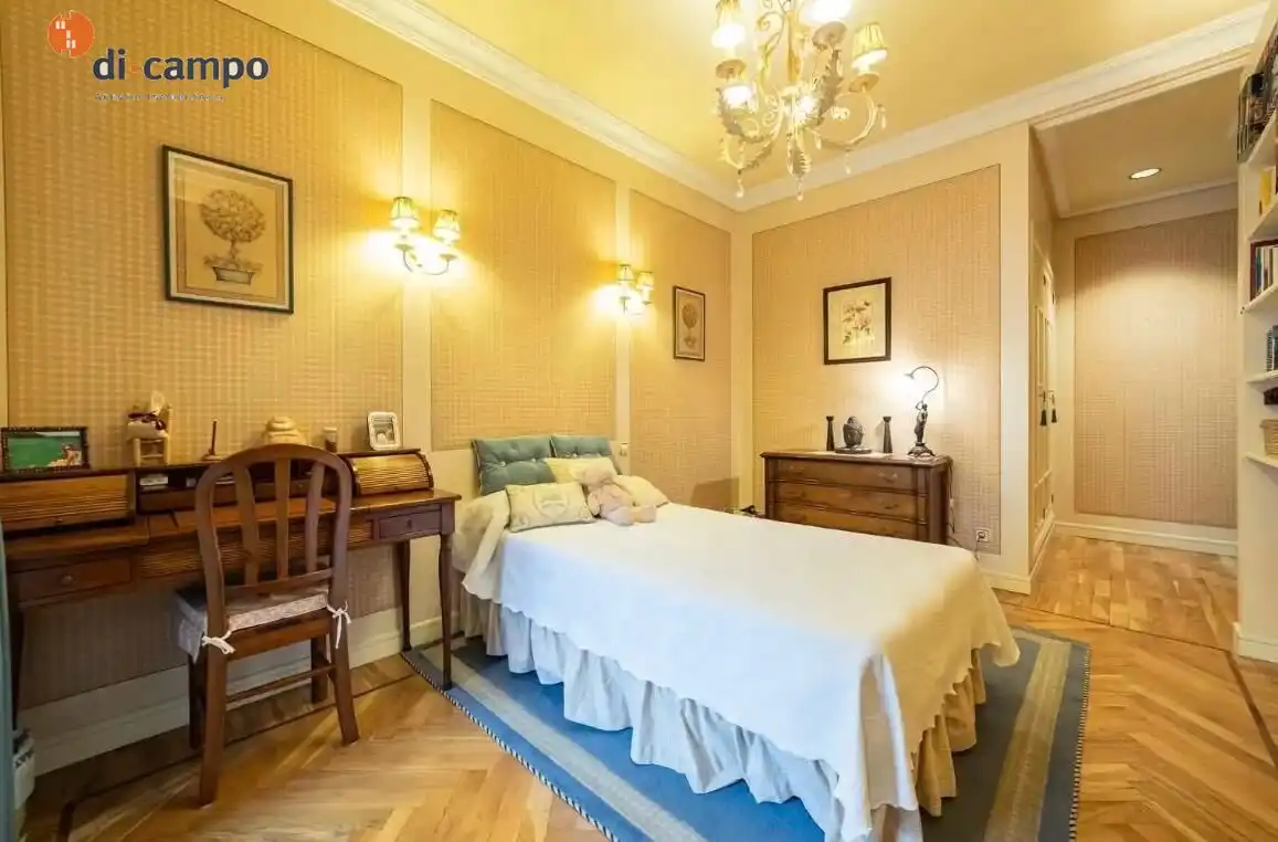 Bedroom of Flat for rent in Valladolid  with Heating