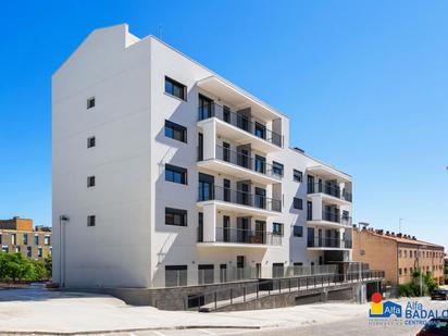 Exterior view of Flat for sale in Badalona  with Air Conditioner, Heating and Terrace