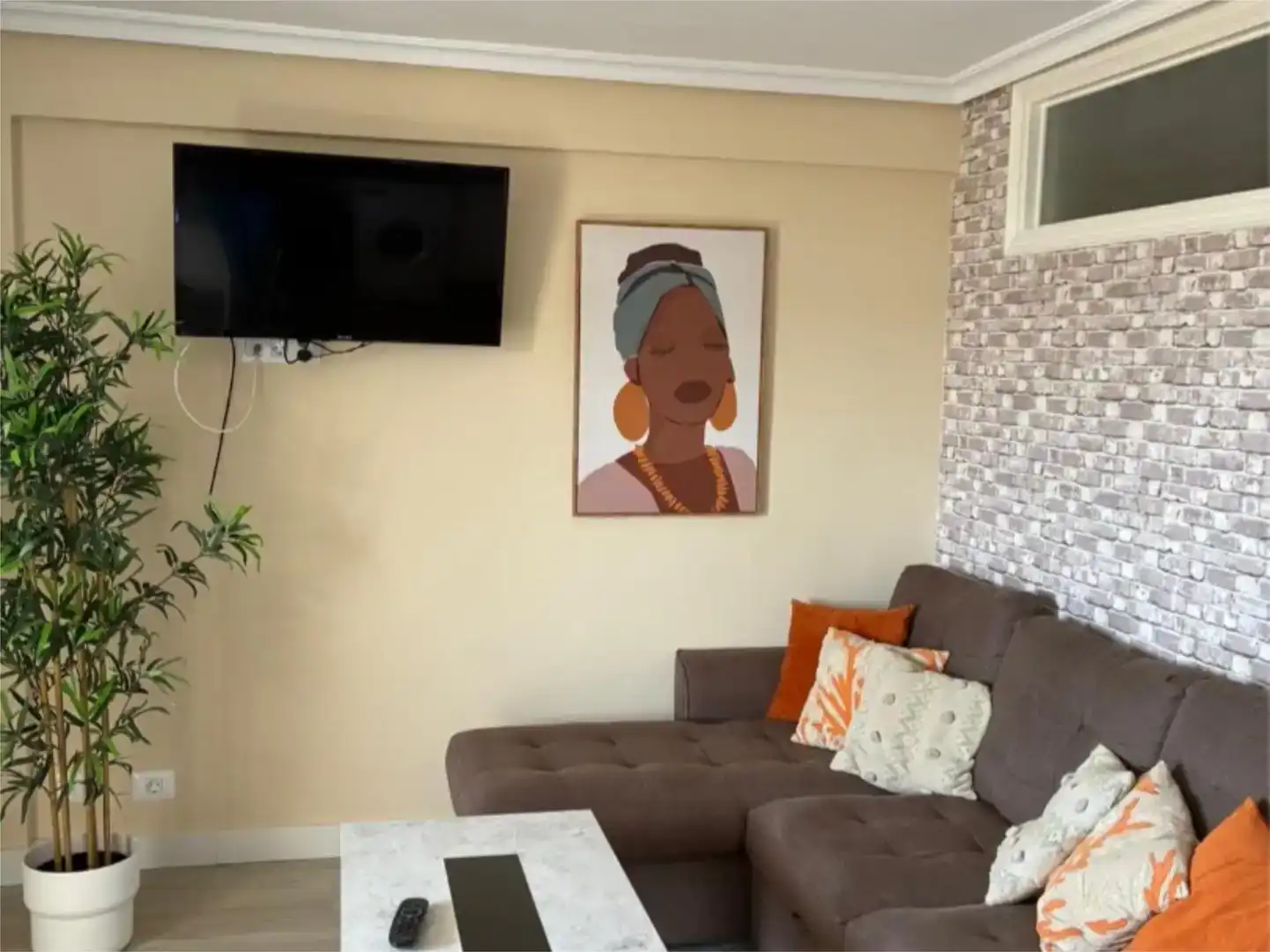Wohnzimmer von Wohnung zur Miete in Arona mit Balkon