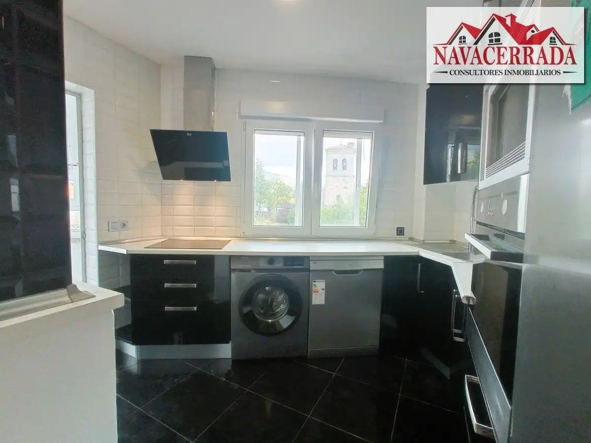 Cocina de Piso en venta en Navacerrada con Calefacción y Terraza