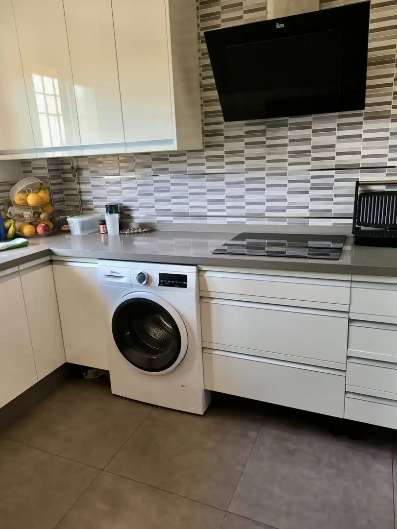Cocina de Casa o chalet en venta en Málaga con Aire acondicionado, Calefacción y Jardín privado