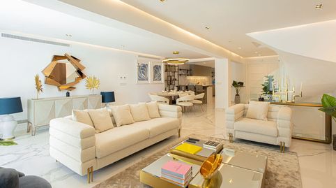 Photo 5 of Single-family semi-detached for rent in Lomas de Marbella Club, Marbella