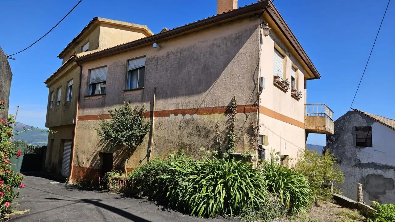 Casa en venda a Mos
