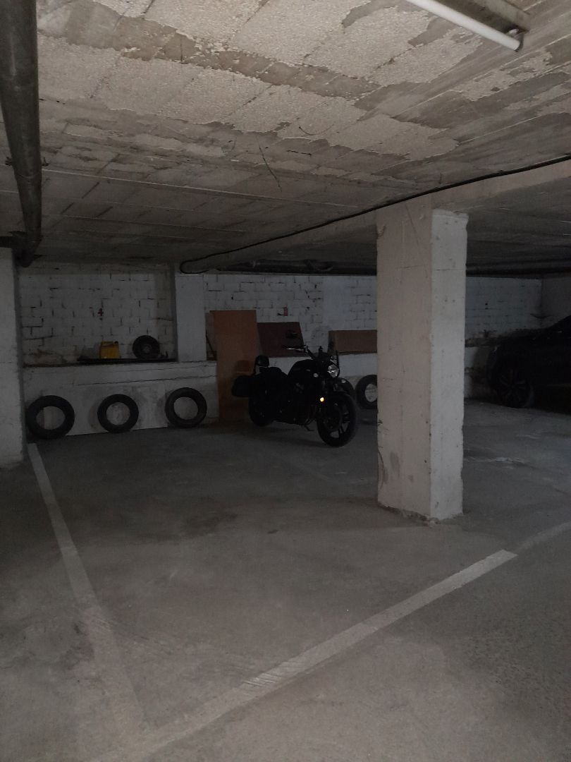 Garage for rent in Pontevedra Capital 