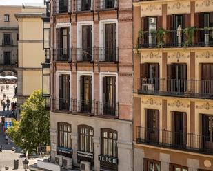 Exterior view of Building for sale in  Madrid Capital