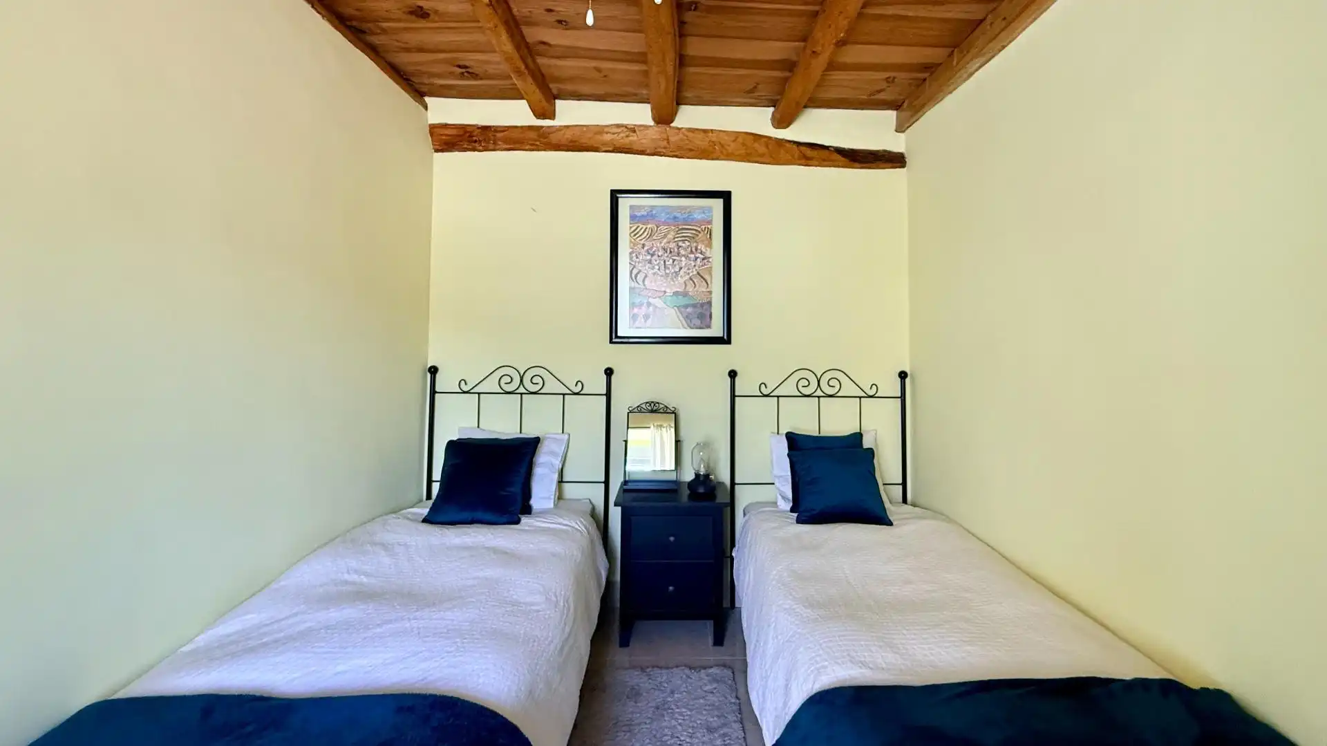 Habitación de Casa o chalet en venta en Cozuelos de Fuentidueña con Alarma