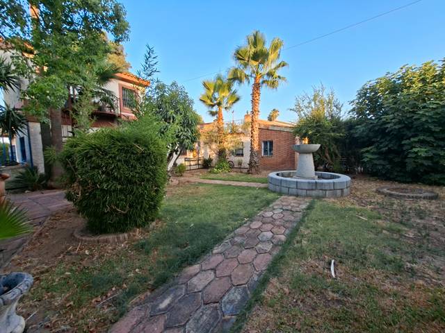 Casa-chalet en Venta en Avenida las Camelias, 15 en Colegio Europa