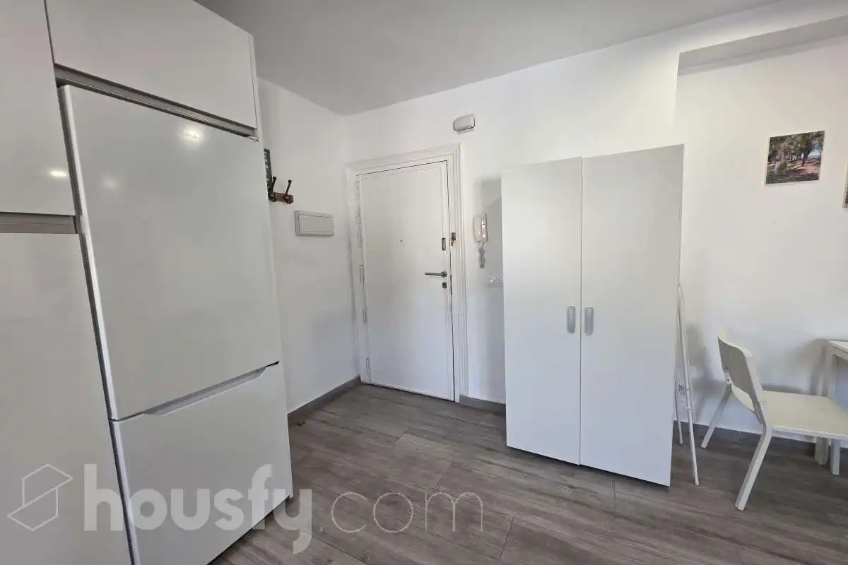 Kitchen of Flat for rent in Málaga  with Air Conditioner, Parquet flooring and Furnished