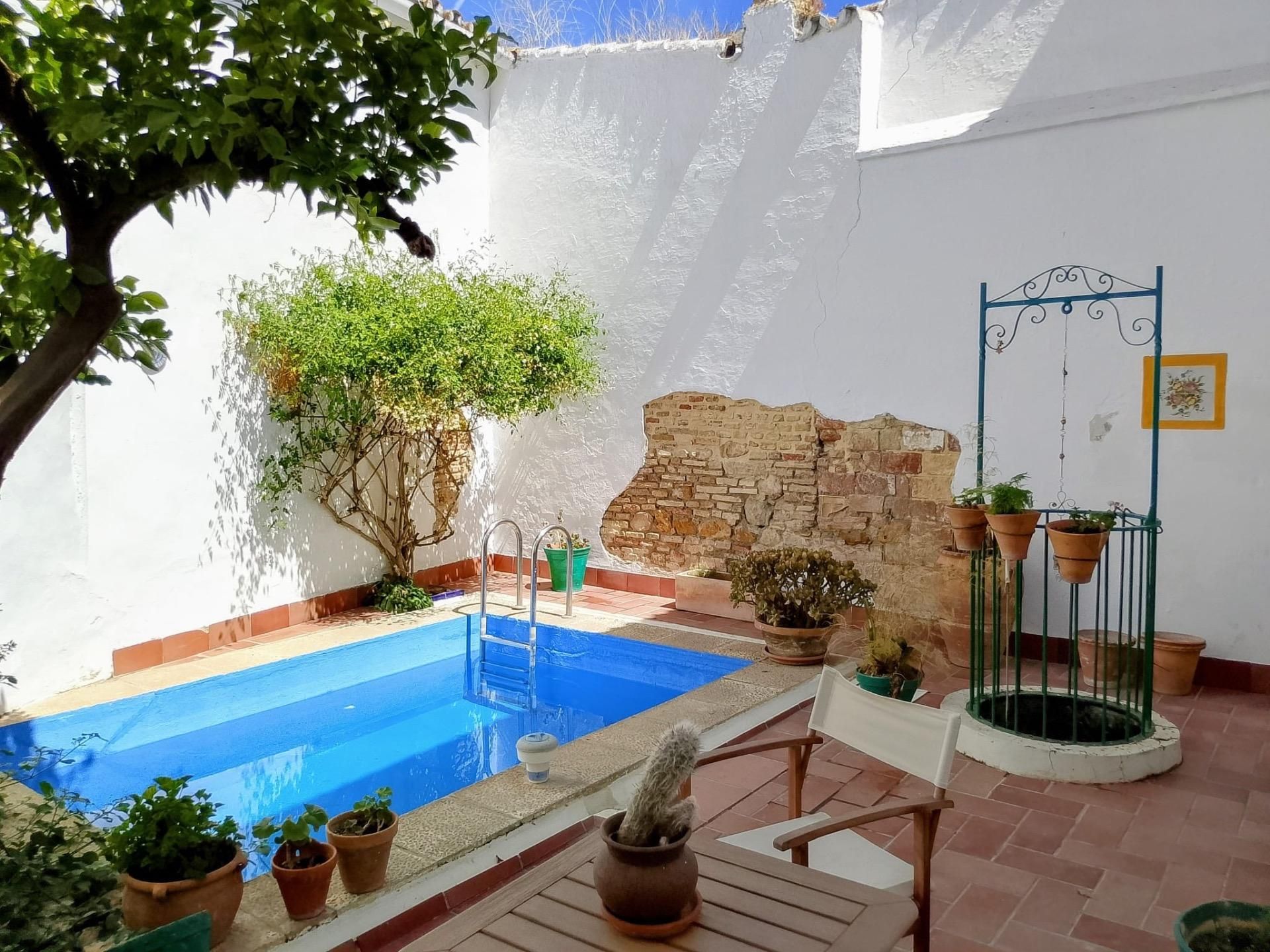 Swimming pool of Study to rent in Utrera  with Private garden and Swimming Pool