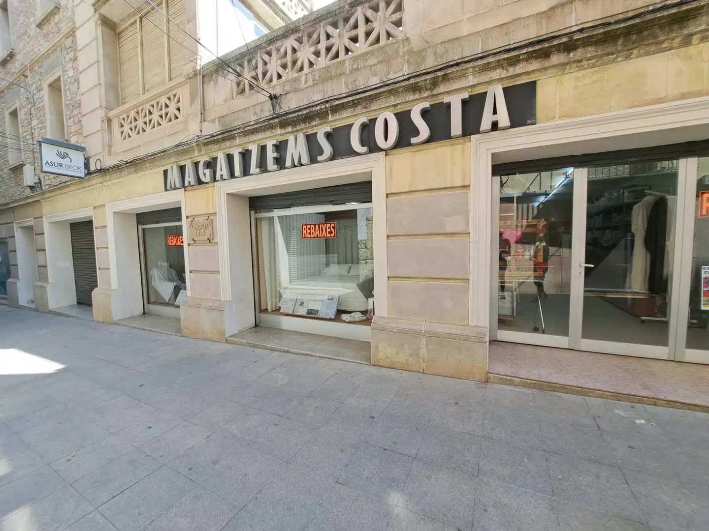 Geschaftsraum zum Verkauf in Tàrrega
