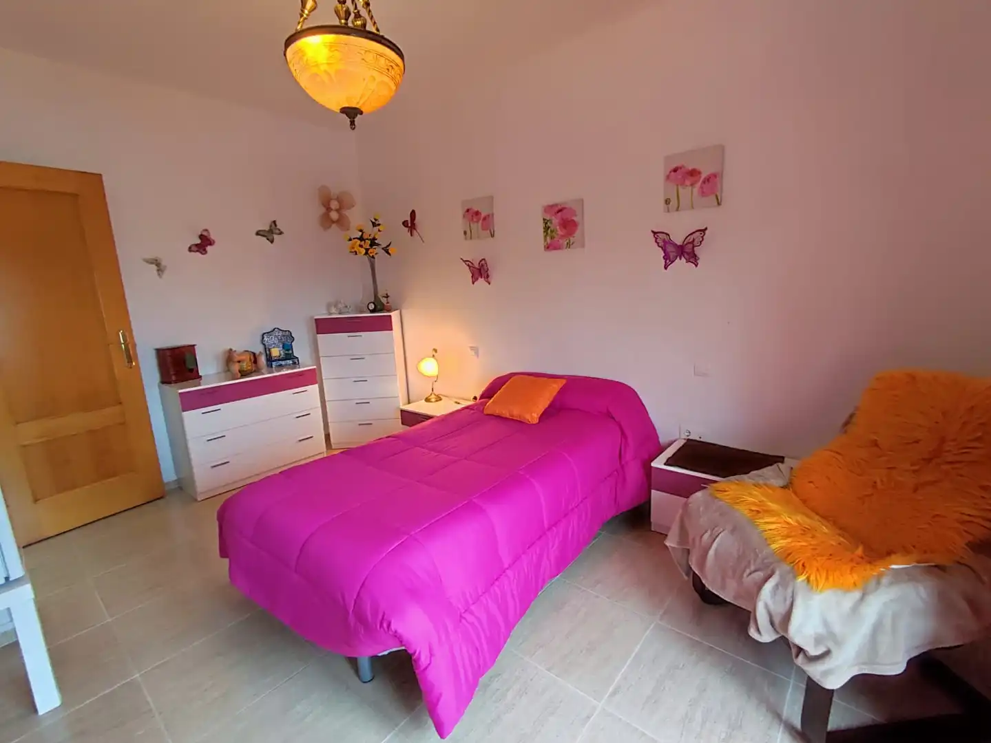 Dormitori de Casa o xalet en venda en Arenas de San Juan 