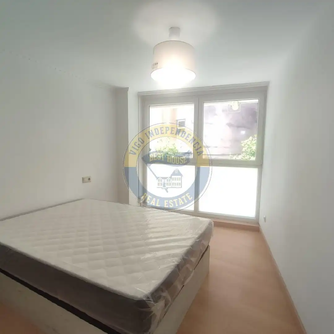 Dormitori de Apartament en venda en Vigo 