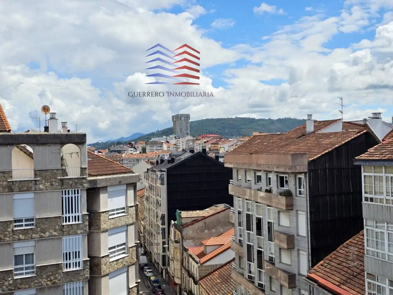 Vista exterior de Piso de alquiler en Ourense Capital  con Calefacción, Parquet y Trastero