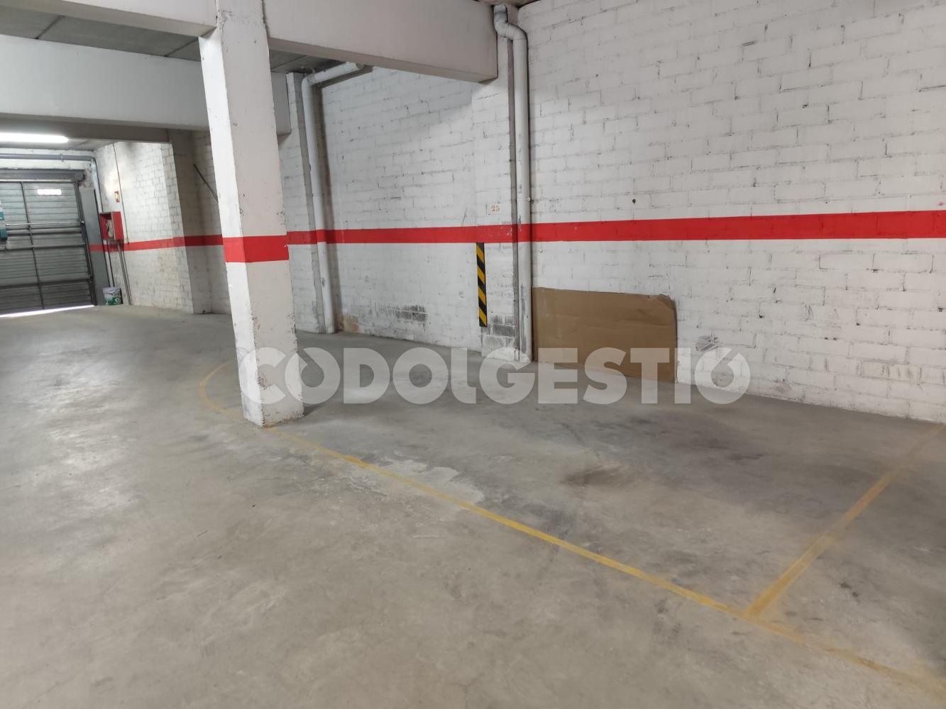 Aparcament de Garatge en venda en Torelló