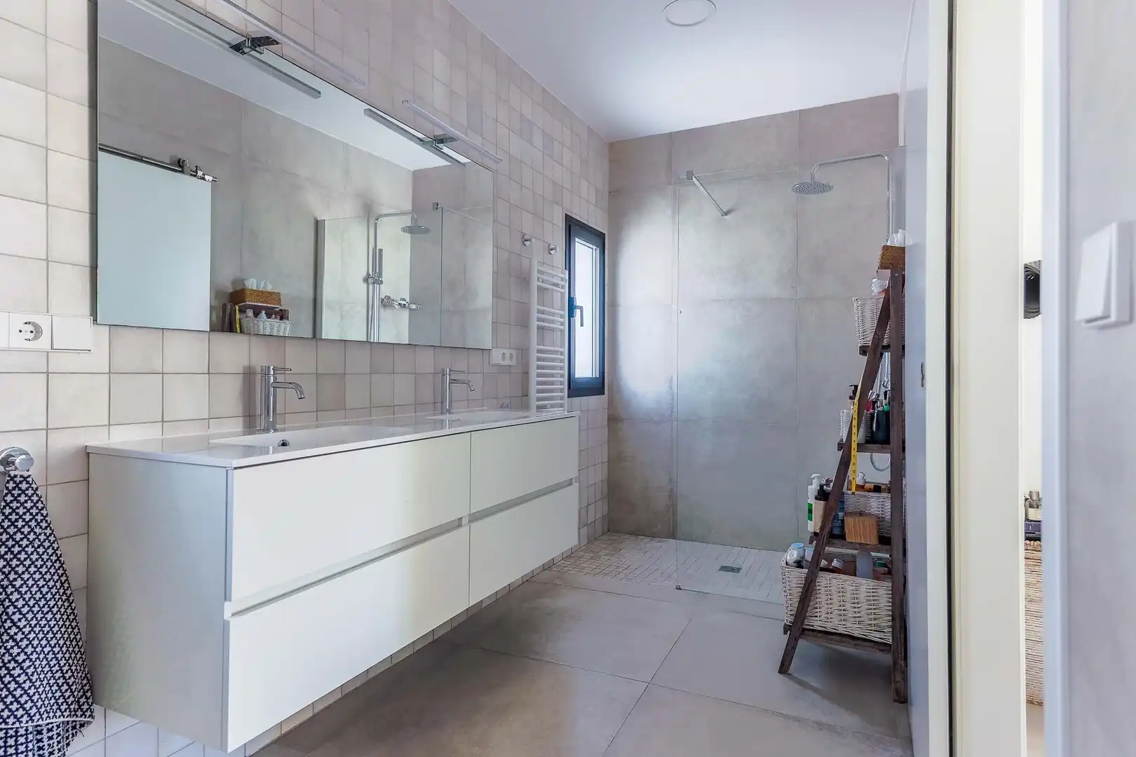 Baño de Casa o chalet en venta en Punta Umbría con Aire acondicionado, Calefacción y Jardín privado