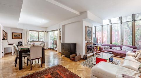 Foto 3 de Casa adosada en venta en Del Cerro del Castañar, Mirasierra, Madrid Capital