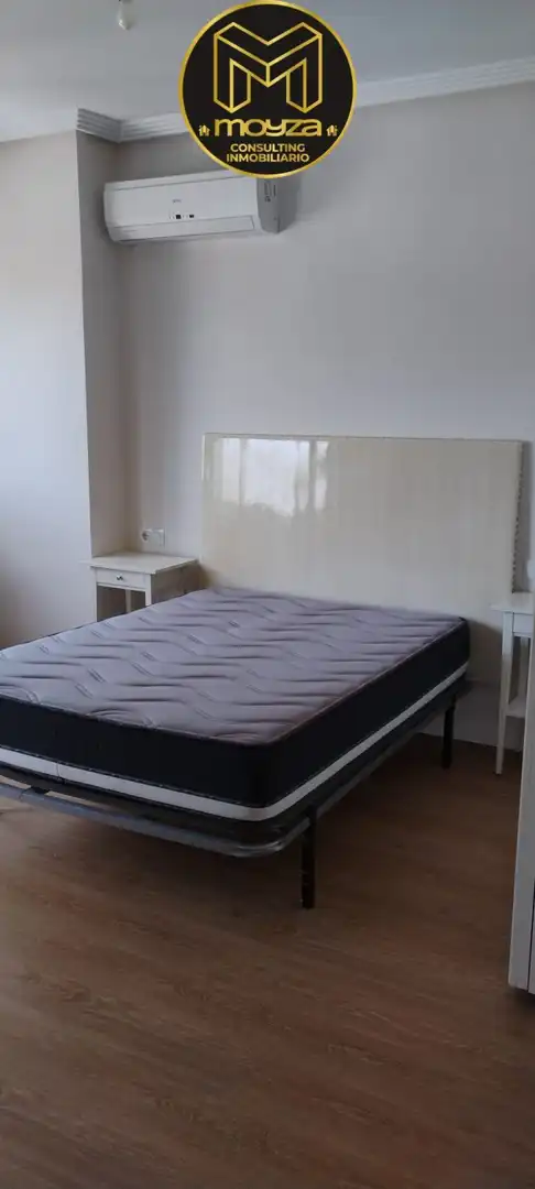 Dormitori de Dúplex en venda en Linares amb Aire condicionat, Calefacció i Balcó