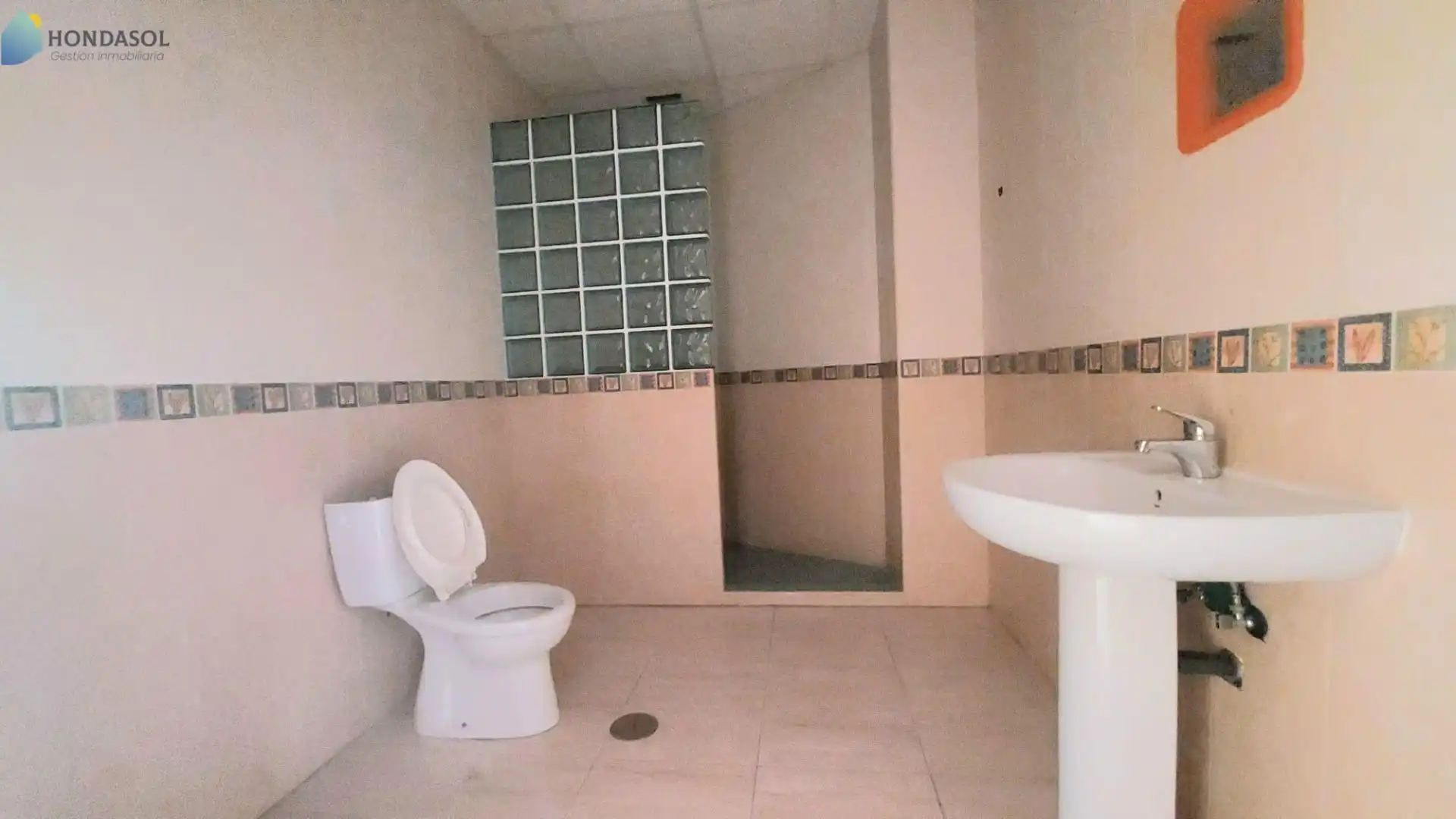 Bathroom of Flat for sale in Cartagena