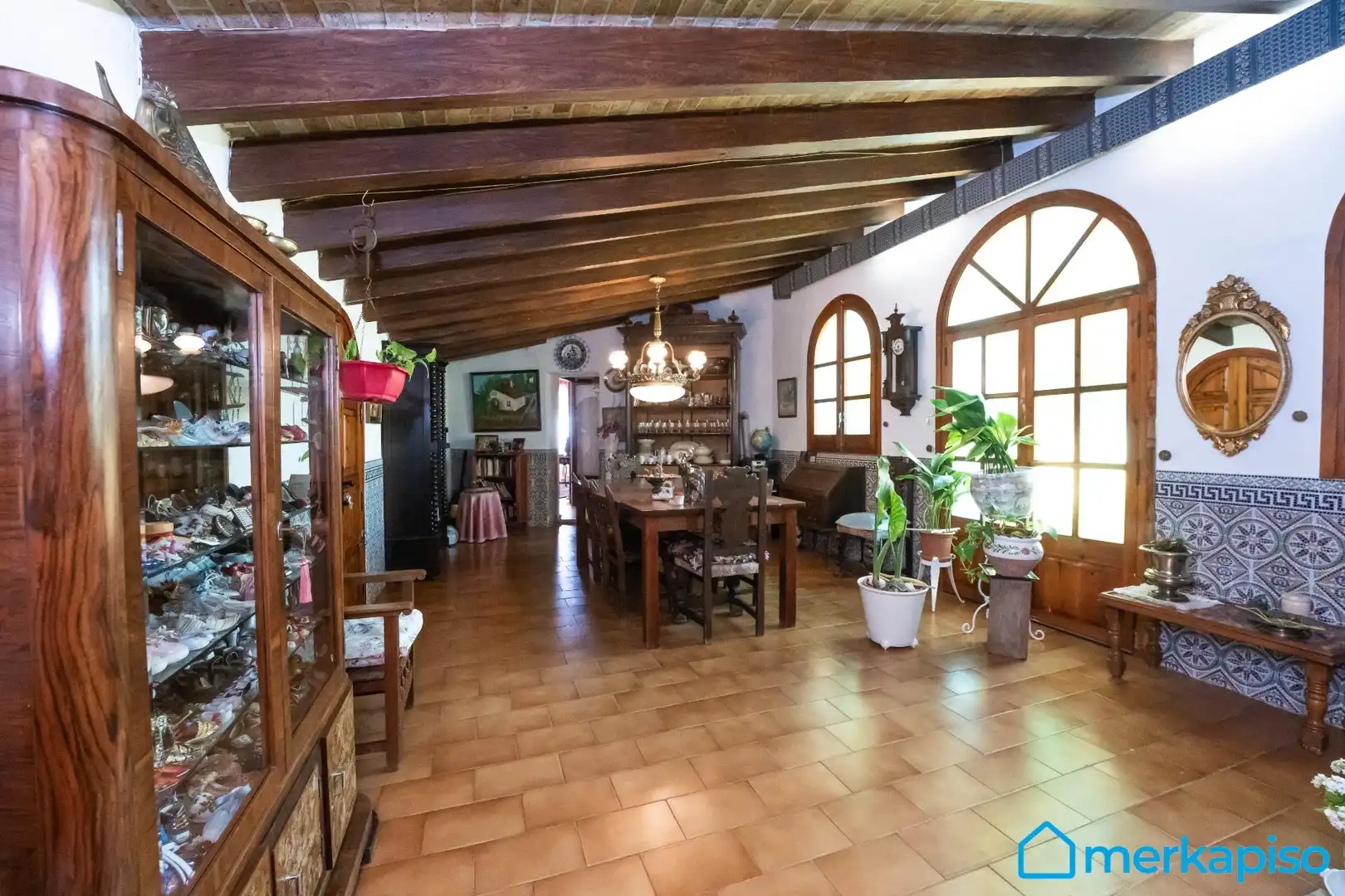 Menjador de Finca rústica en venda en Torrelles de Llobregat amb Terrassa