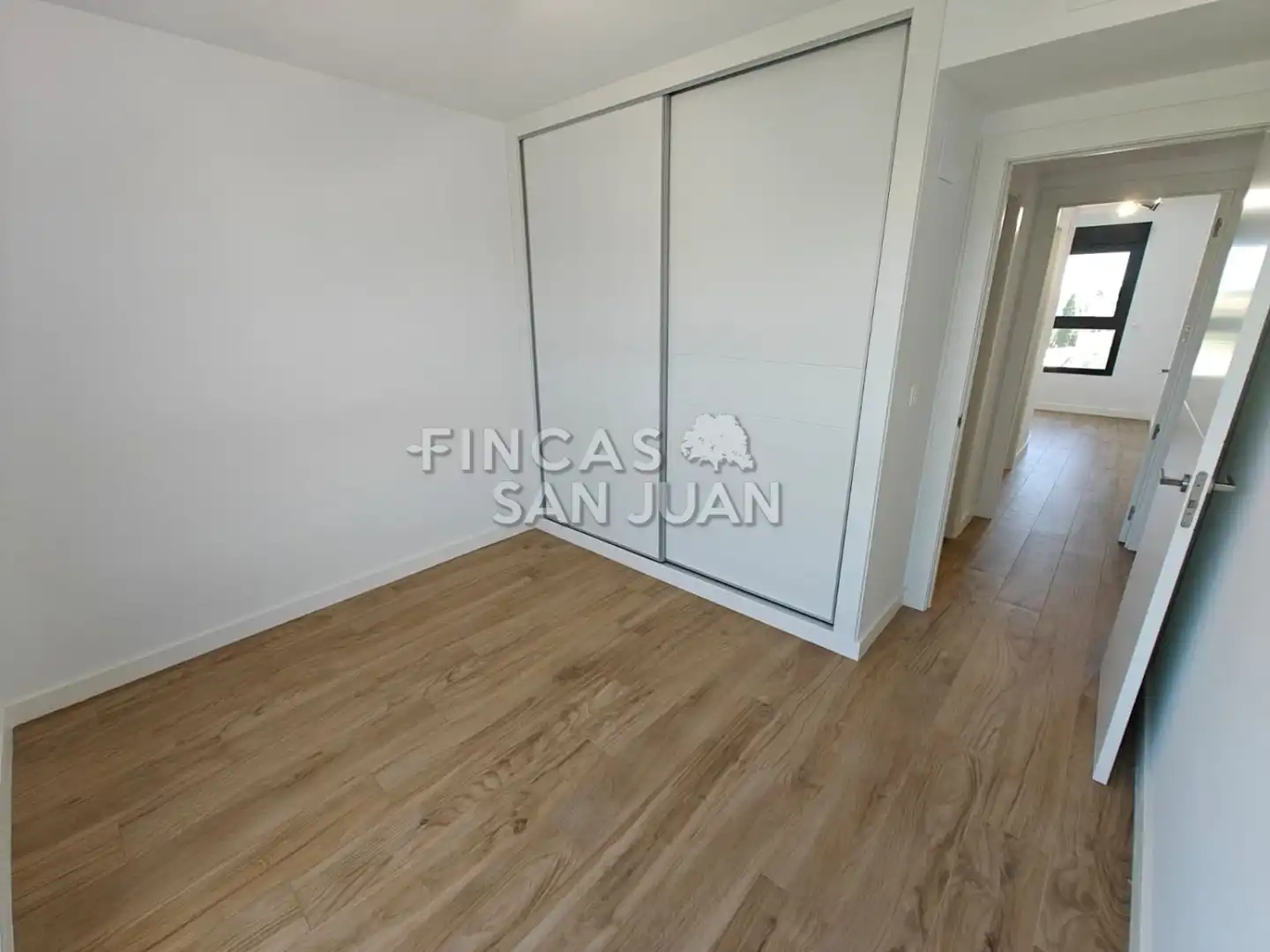 Piso de alquiler en Sant Joan d'Alacant con Terraza, Trastero y Piscina comunitaria