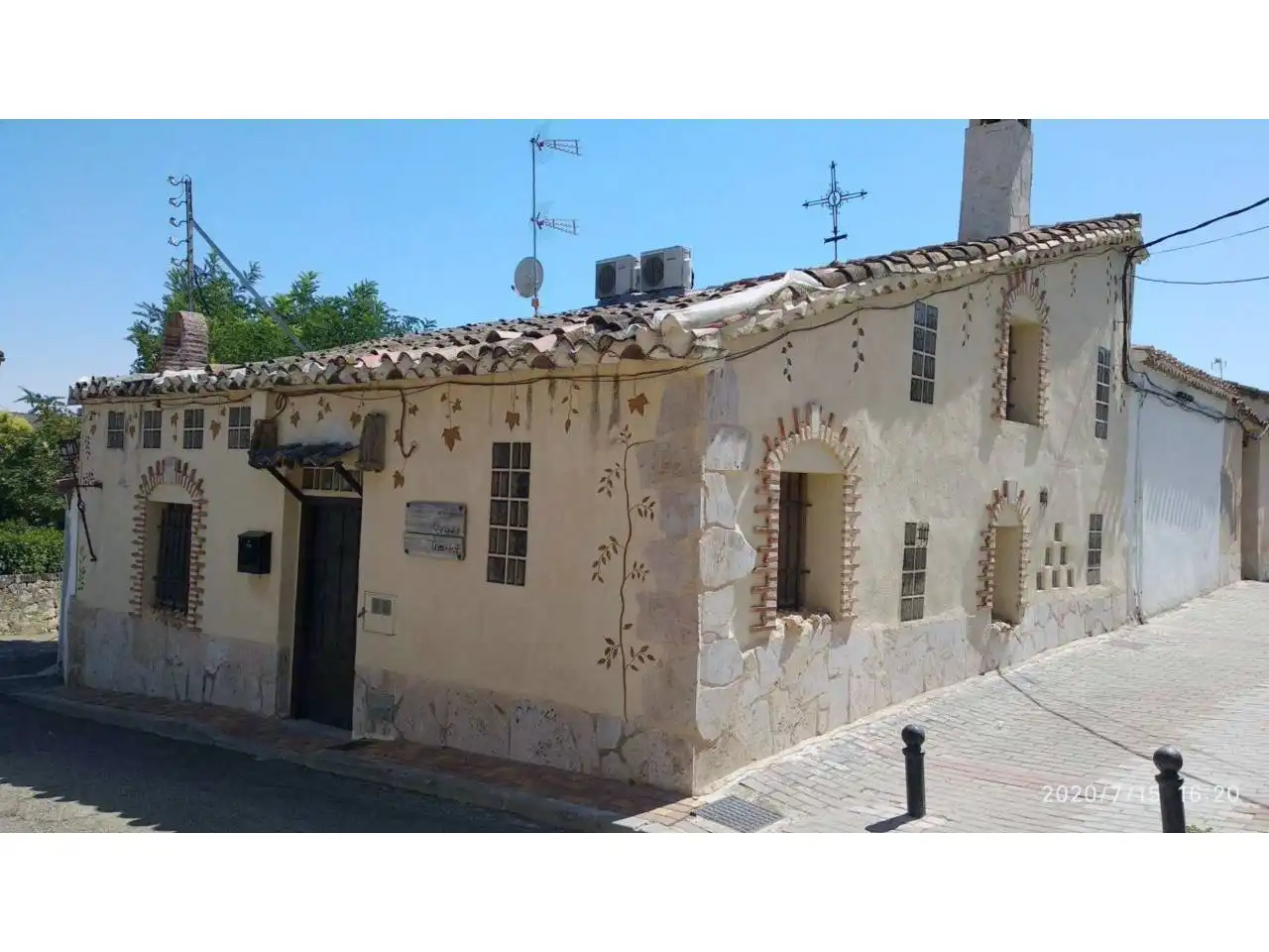 Exterior view of Detached homes for sale in Villamantilla