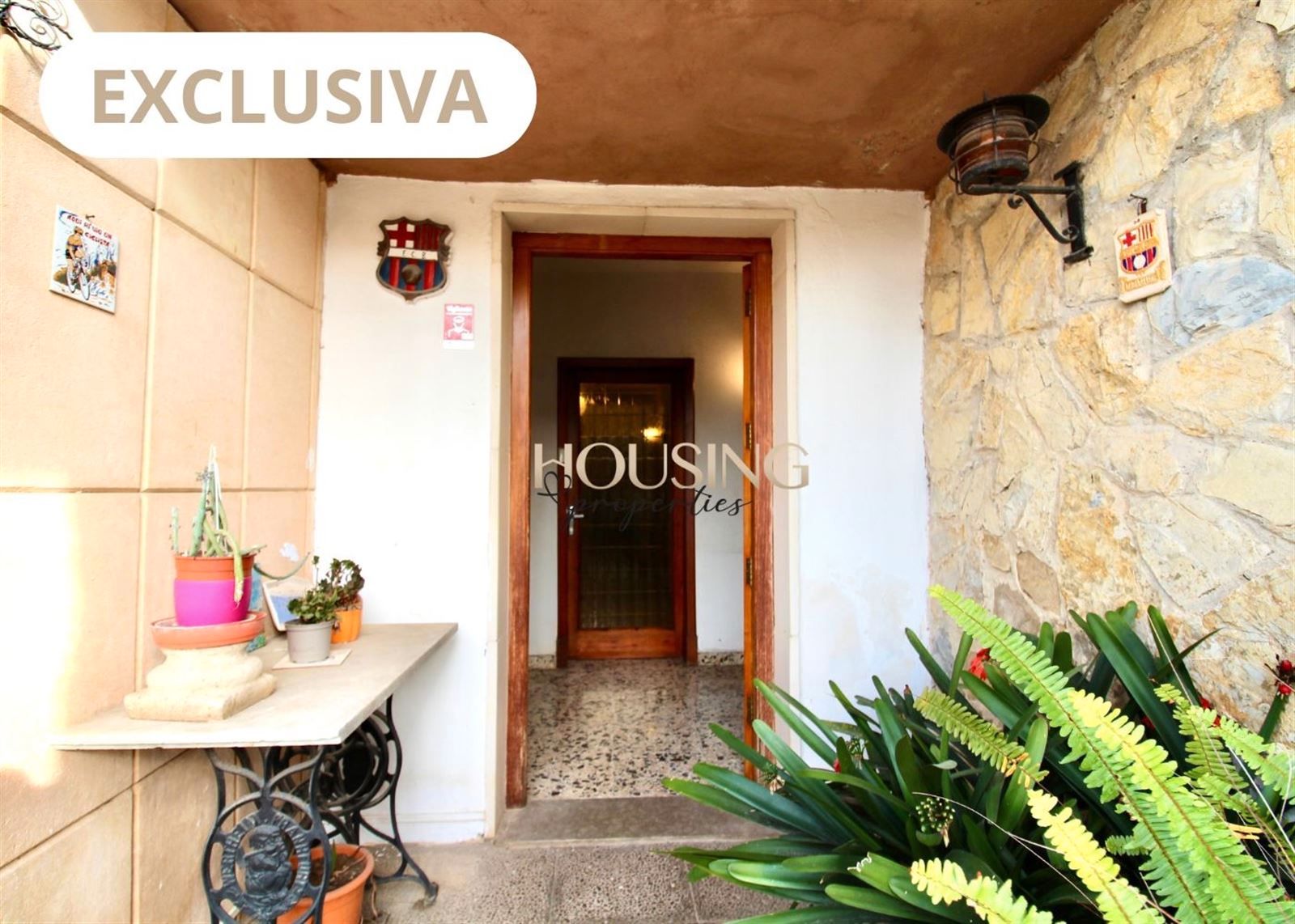 Vista exterior de Casa o xalet en venda en Marratxí amb Jardí privat, Terrassa i Piscina