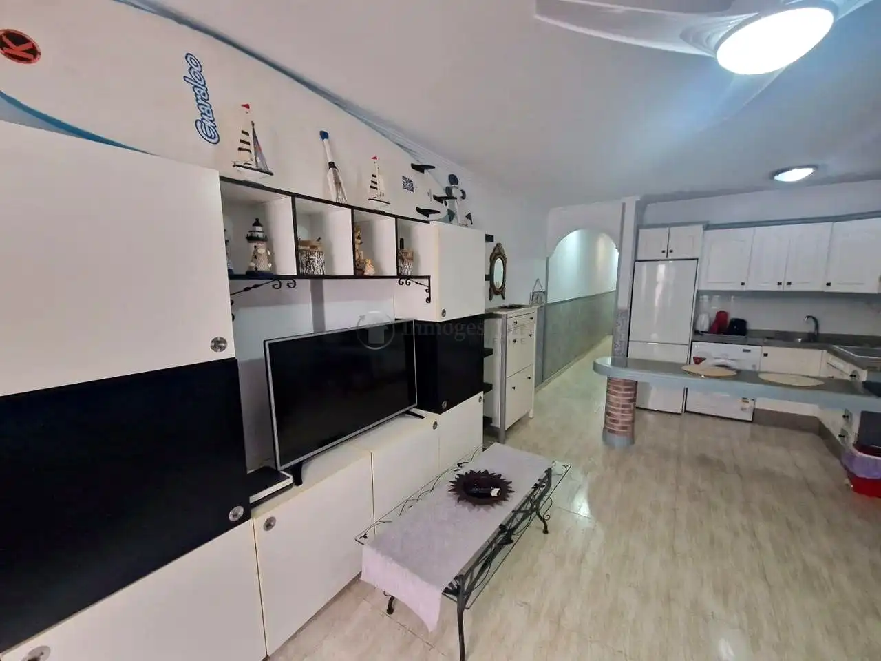 Sala de estar de Piso de alquiler en Arona con Amueblado, Balcón y Internet