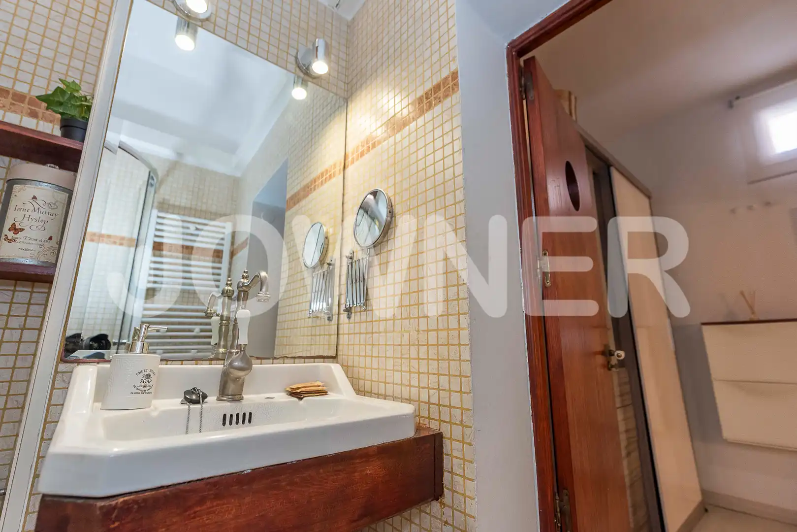 Bathroom of Flat for rent in Madrid  with Air Conditioner, Heating and Furnished