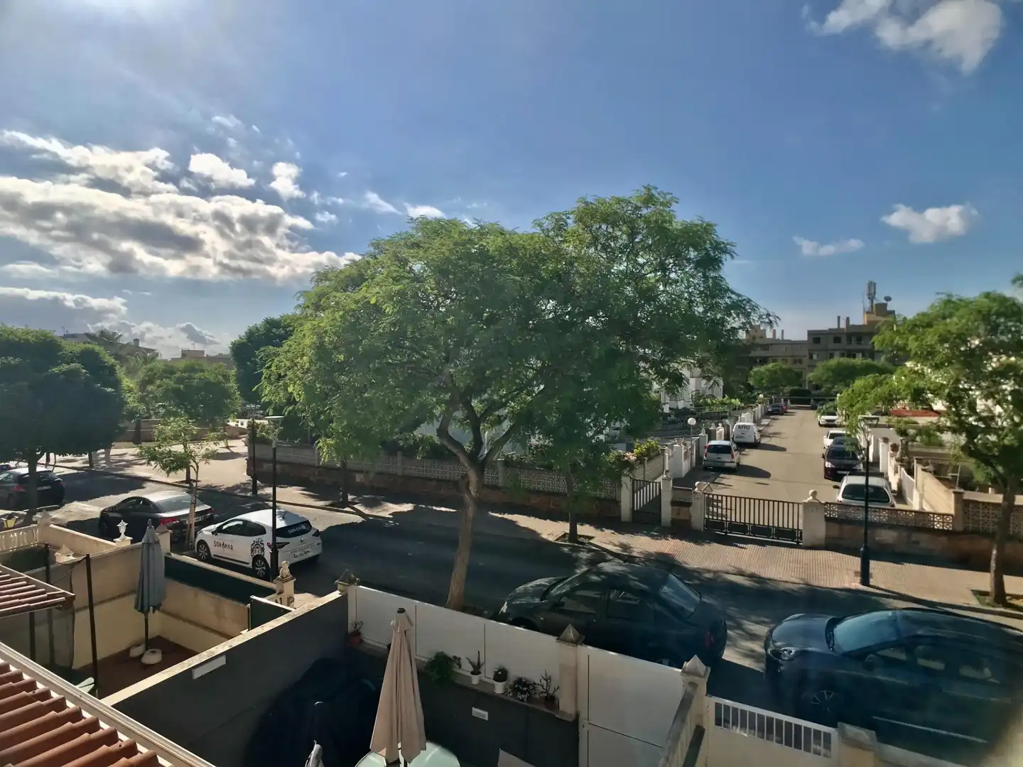Vista exterior de Casa adosada de lloguer en Calvià amb Jardí privat, Parquet i Terrassa