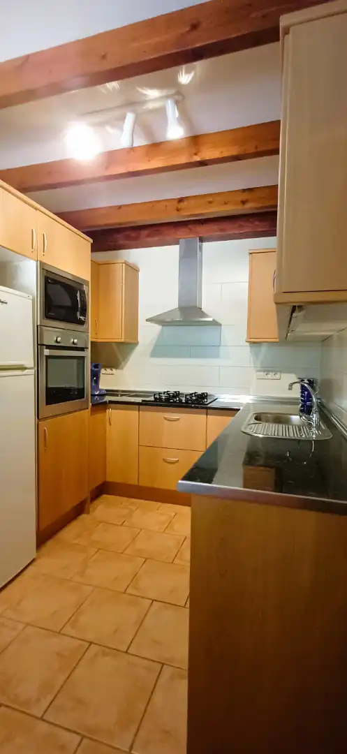 Cocina de Finca rústica de alquiler en Costitx con Aire acondicionado, Calefacción y Jardín privado