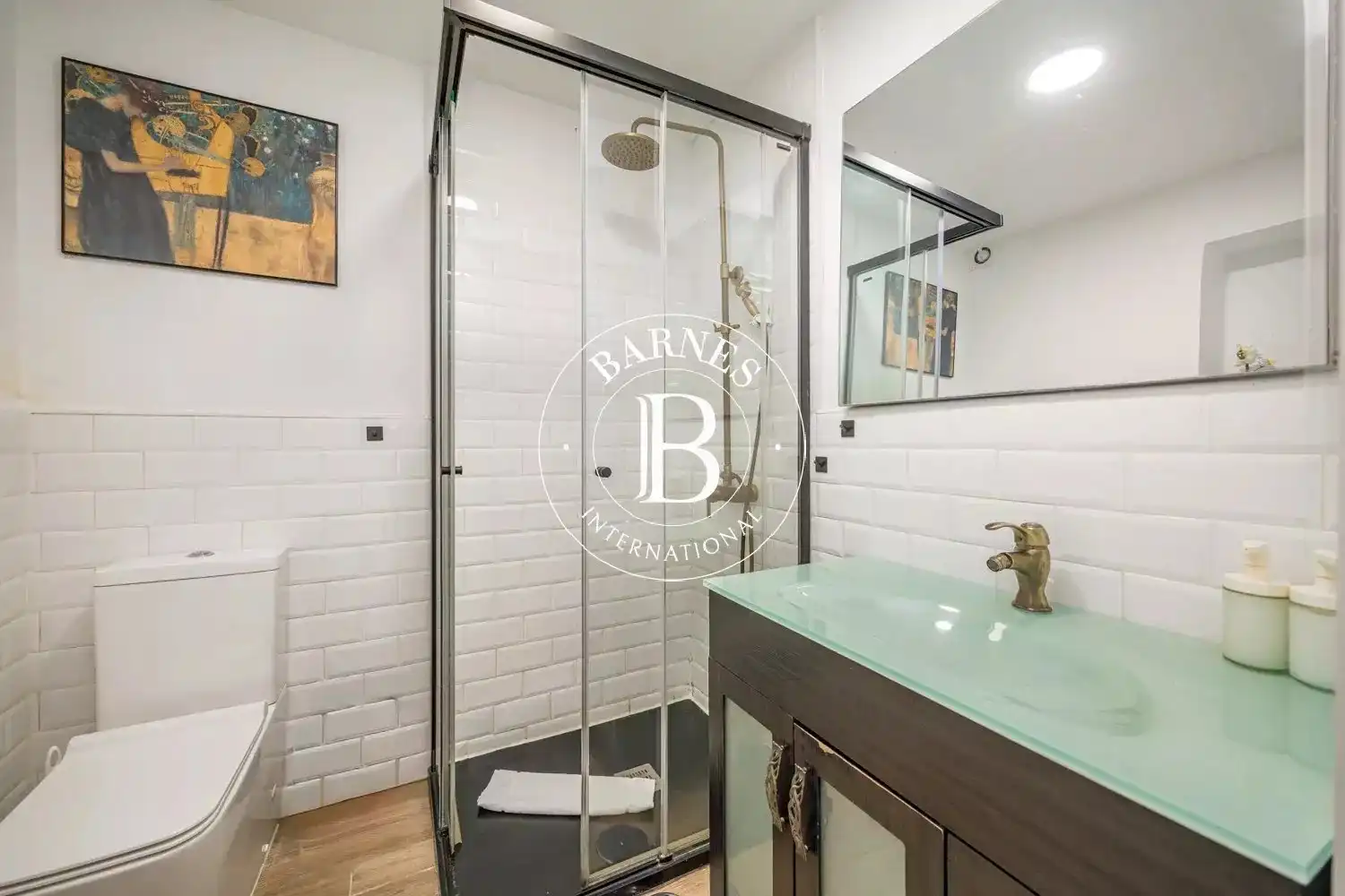Bathroom of Flat for sale in Madrid  with Air Conditioner, Heating and Terrace