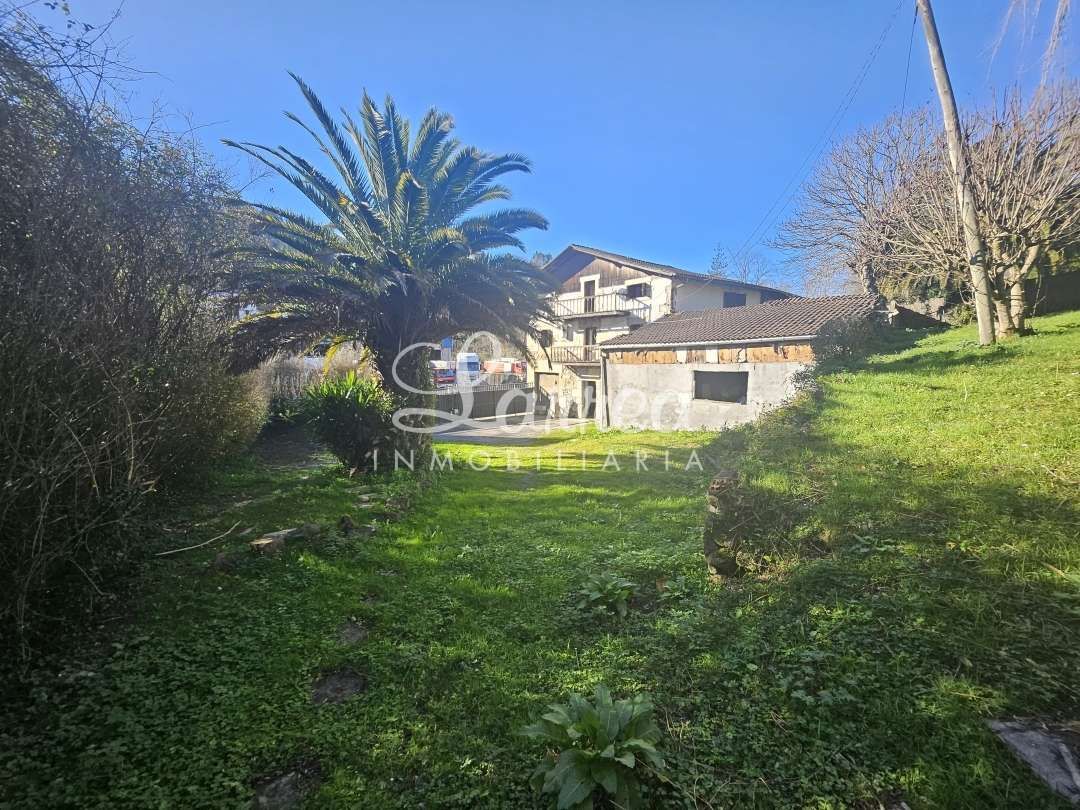 Finca rústica en venda en Amorebieta-Etxano amb Calefacció i Balcó