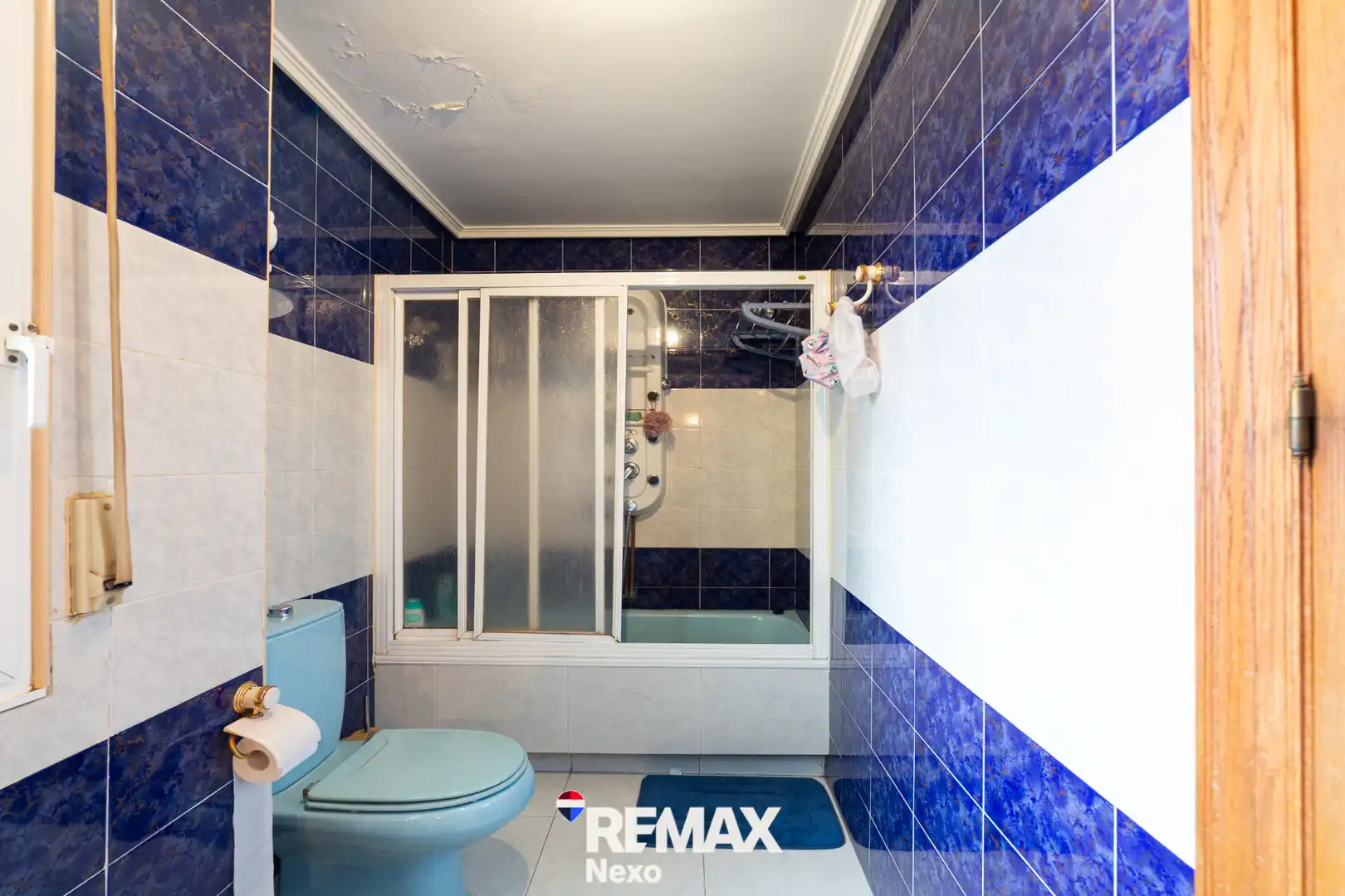 Bathroom of Flat for sale in Benavente  with Heating, Parquet flooring and Furnished