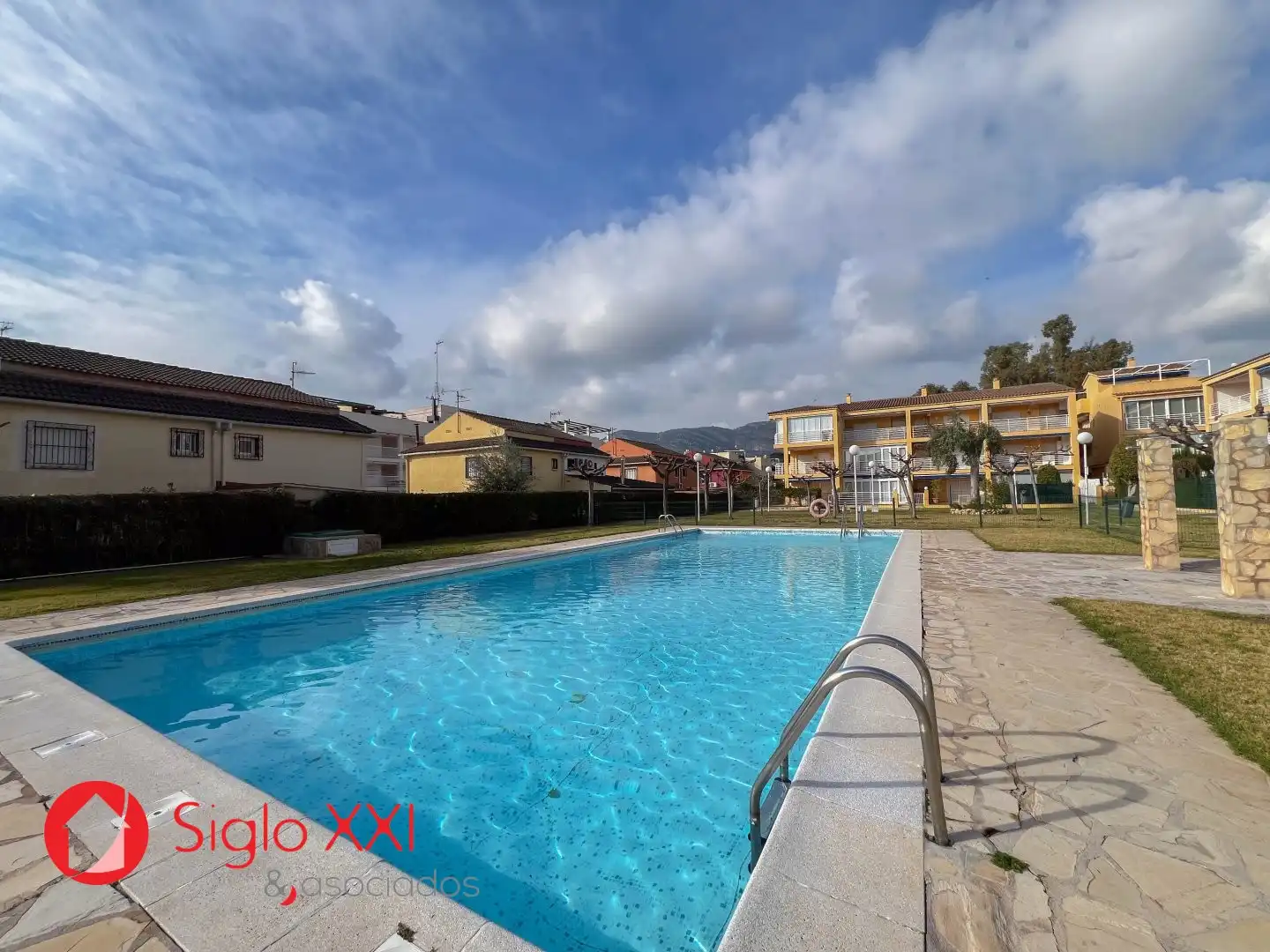Swimming pool of Flat for sale in Oropesa del Mar / Orpesa  with Air Conditioner, Heating and Terrace