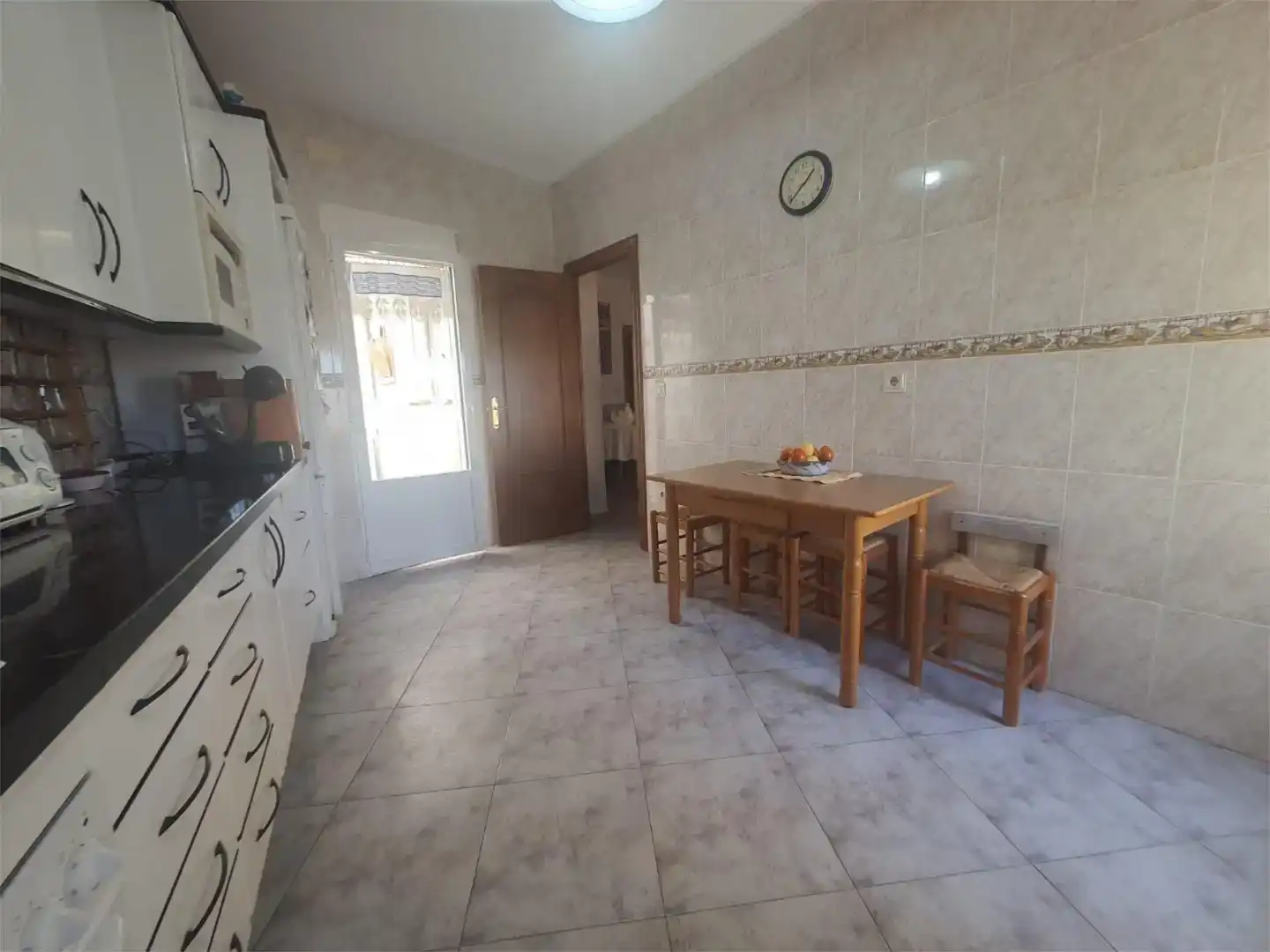Cuina de Casa adosada en venda en Cádiar amb Piscina, Moblat i Forn