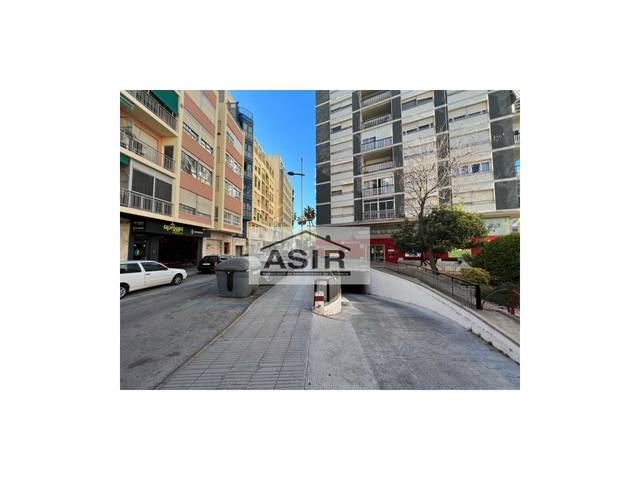 Garaje en Venta en Caputxins