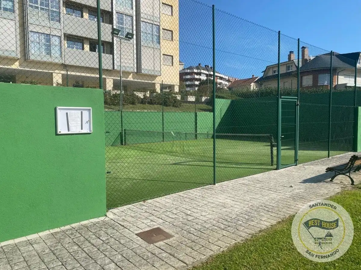 Wohnung zur Miete in Avenida de Cantabria, Valdenoja