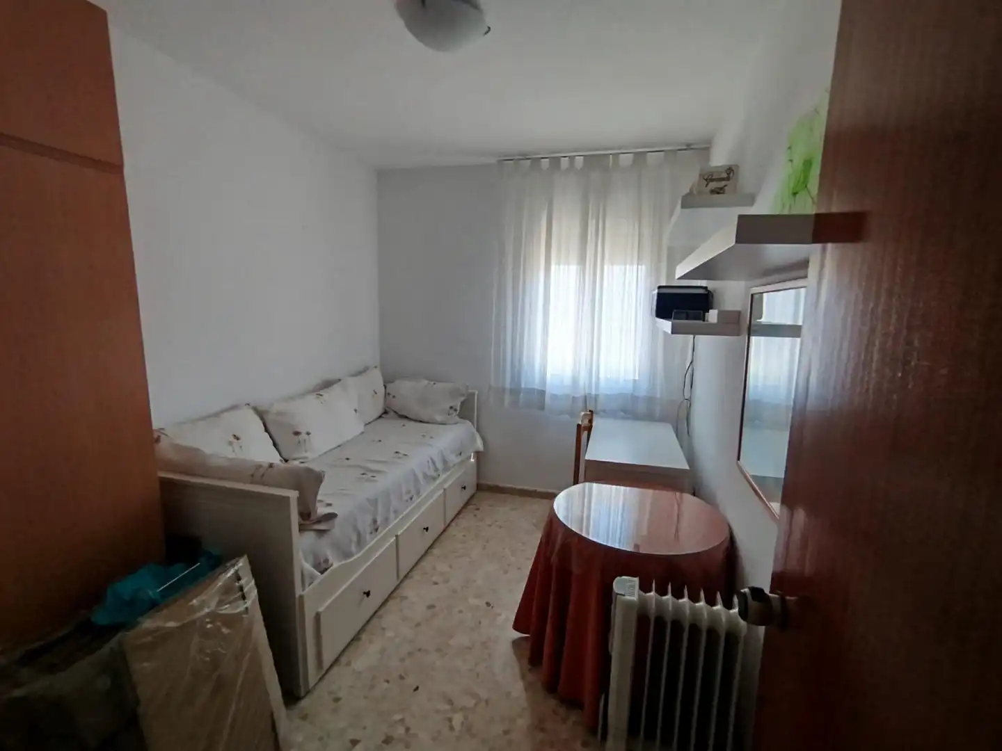Habitación de Piso en venta en Vélez-Málaga con Aire acondicionado, Terraza y Trastero