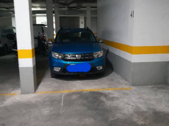 Garaje en Alquiler en Calle Heliche, 29 en Olivares