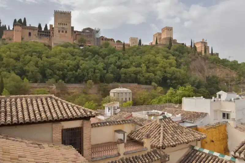 Vista exterior de Piso en venta en Granada con Terraza
